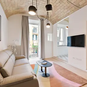 Buzzstays - Stylish Vatican Downtown Rome